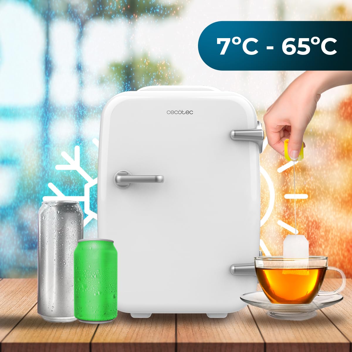 Cecotec Mini Nevera Bolero MiniCooling Río White 4L. Funcionamiento 12V-220V, Compatible coche y caravanas, Función enfriamiento y calentamiento, Rango temperatura 5-65º, Transporte fácil