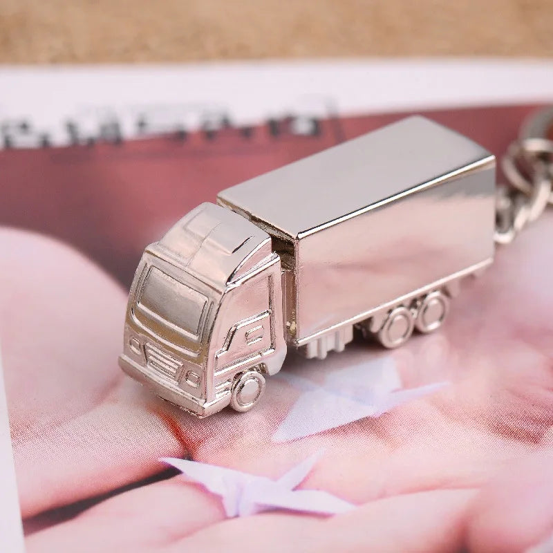Mini Creative Metal Truck Key Ring Lorry Car Keyfob Keychain Gift Lovely Keyring For Women Men llaveros Gifts Fashion  Classic